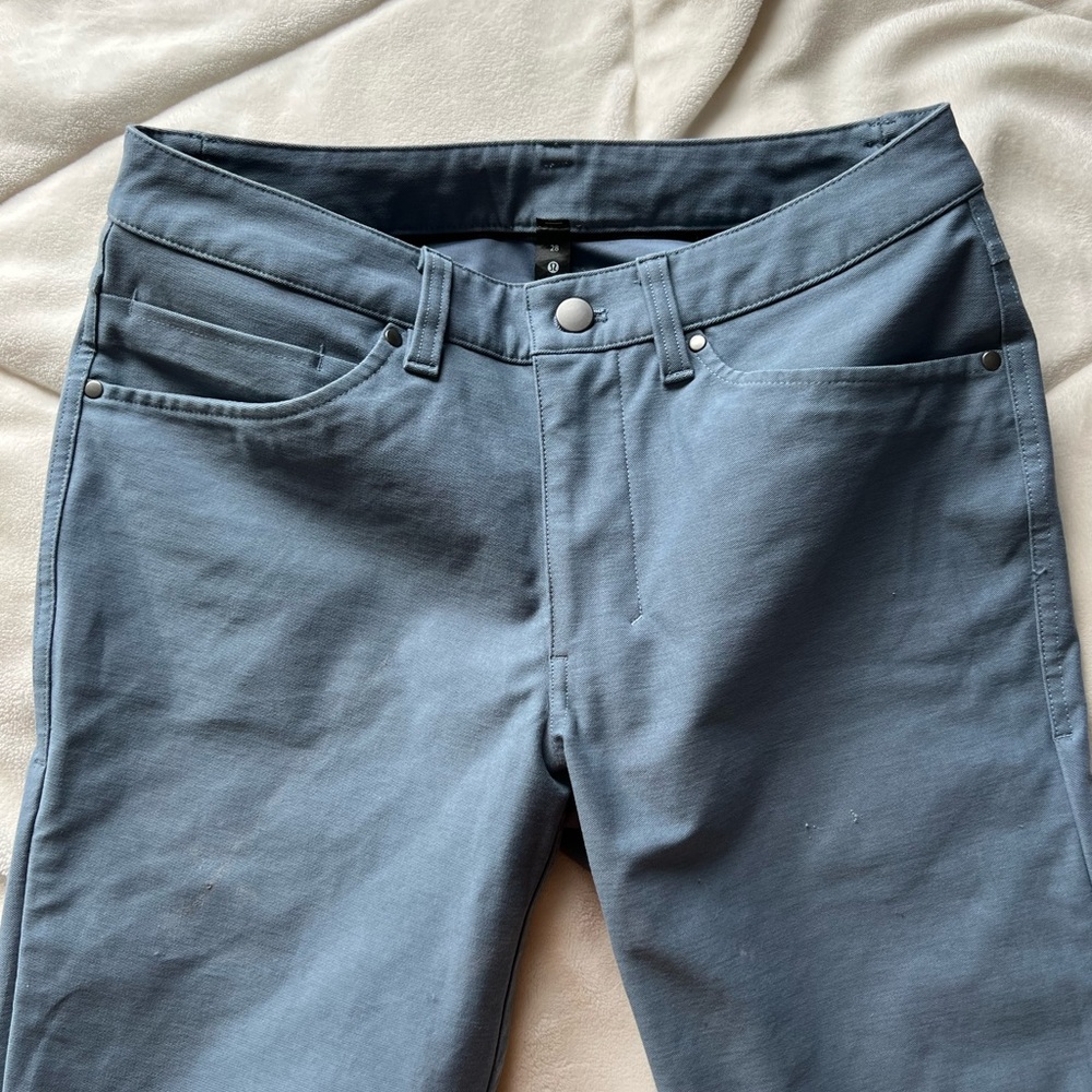 Men’s Lululemon dress pants, 28